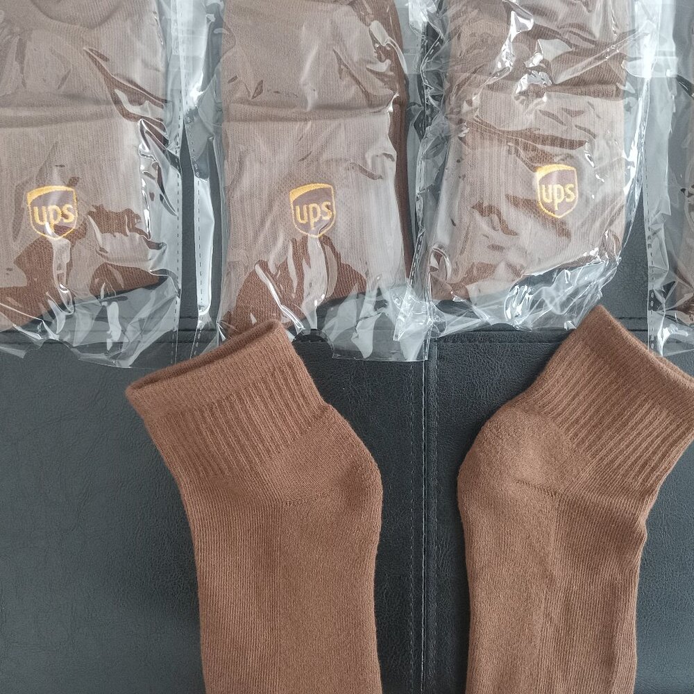 UPS SOCKS BUY 5 PAIR GET 1 PAIR FREE